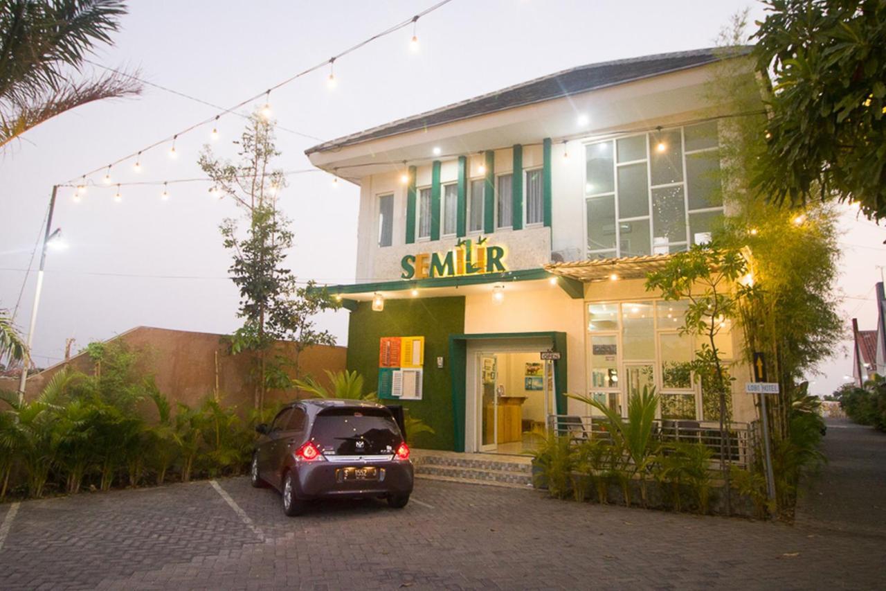 Sampang  Reddoorz Plus Syariah Near Alun Alun Sampang מראה חיצוני תמונה